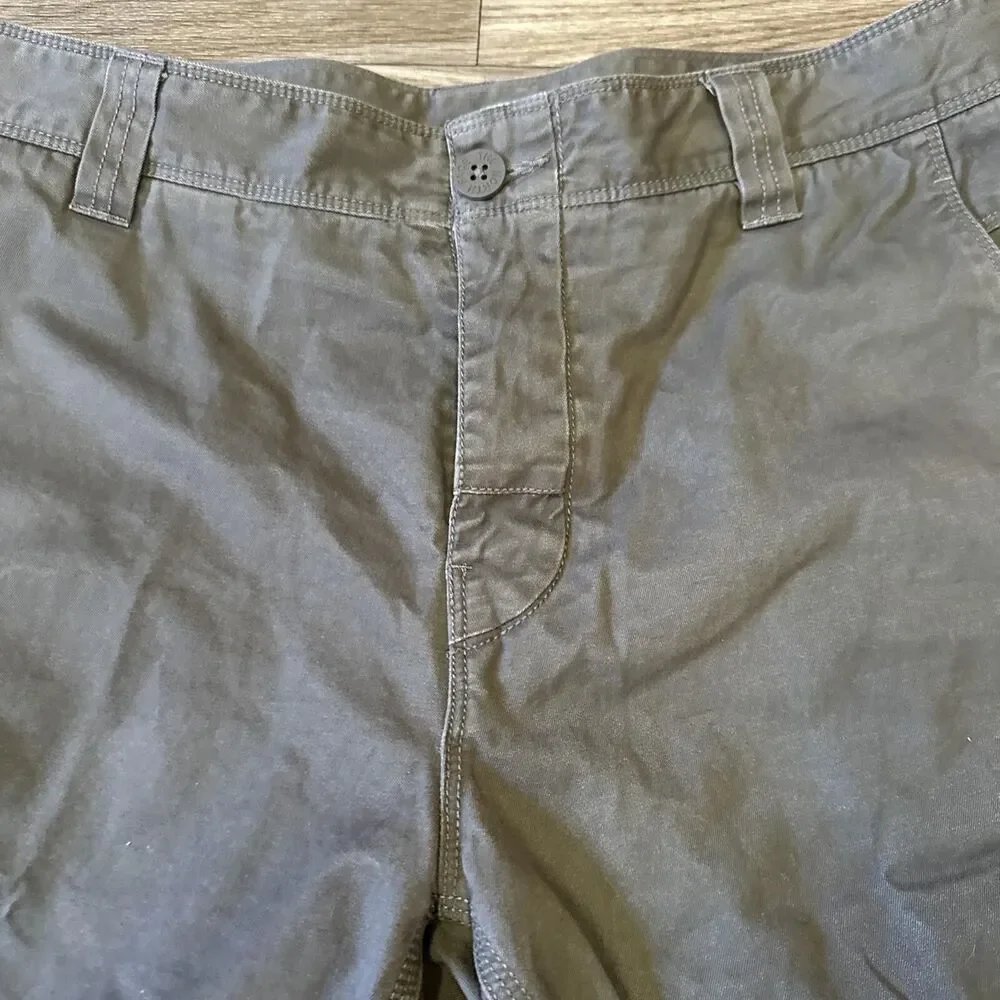 The North Face Gray Hiking Shorts Men’s Size Large 34 Lightweight Pockets